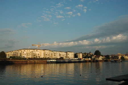 Sunrise over la Seine Corbeil